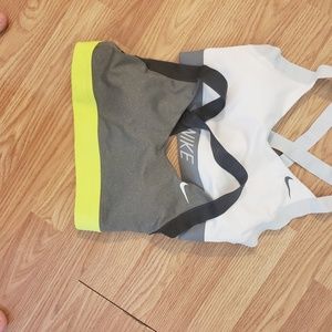 nike sports bras. never worn! size medium.